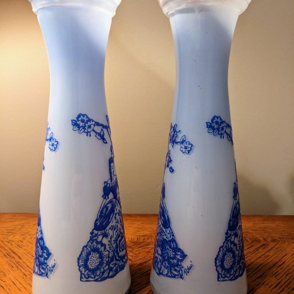 Rare VTG Pair Of Blue Glass Vases, Crinoline Lady Style Pattern, Reverse Painted - Picture 2 of 9